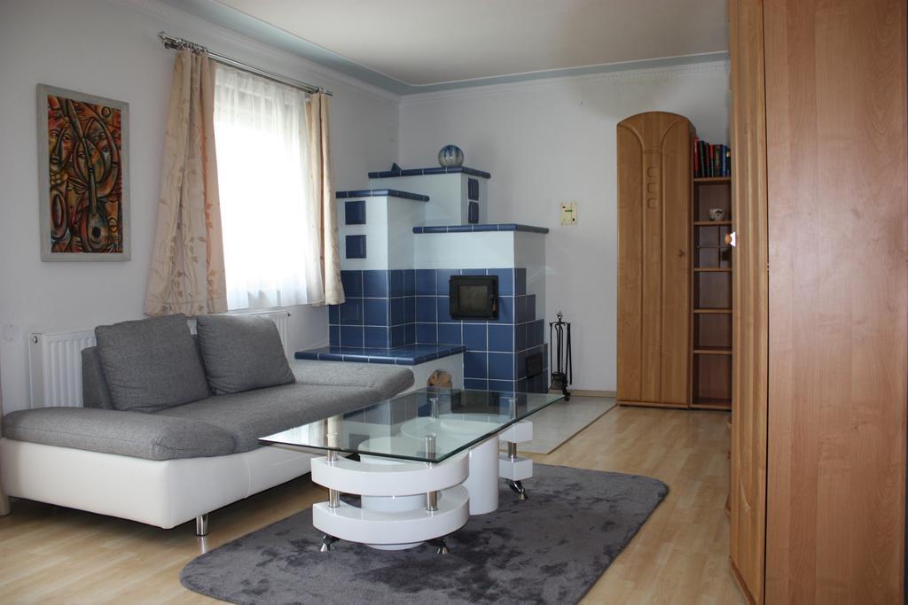Haus Zum Wohlfuehlen Villa Wien Exteriör bild
