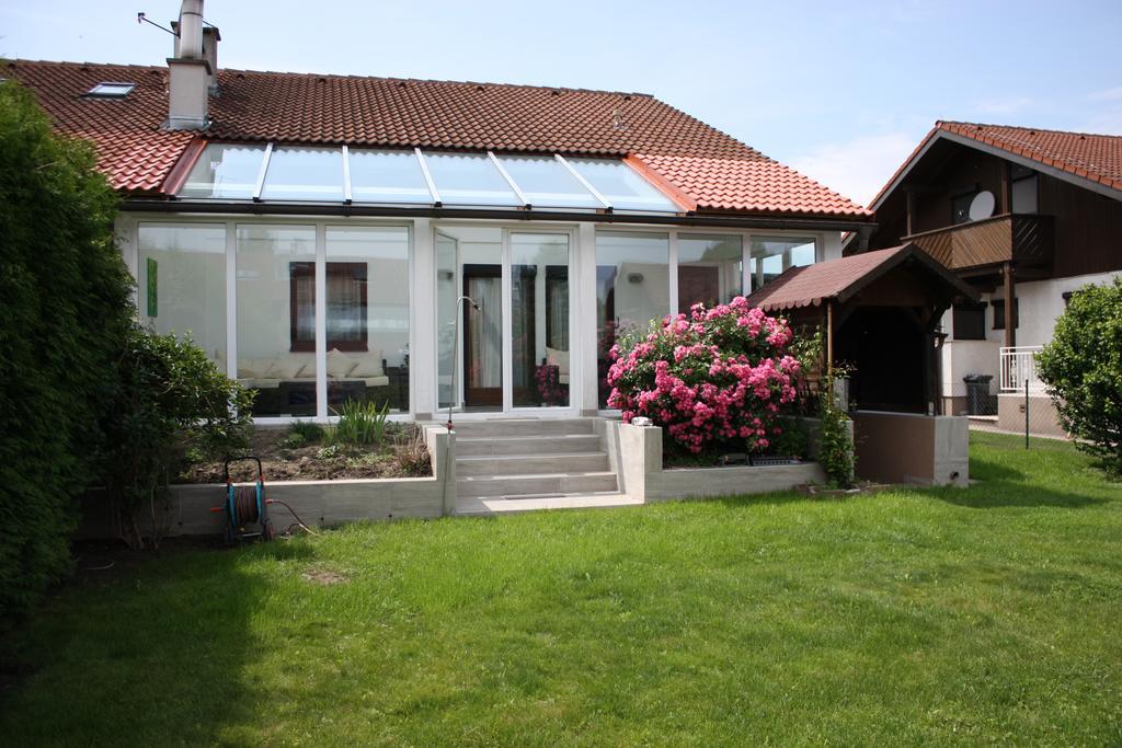 Haus Zum Wohlfuehlen Villa Wien Exteriör bild